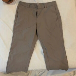 Nike Golf Tour Perf grey crops sz 12 EUC‎